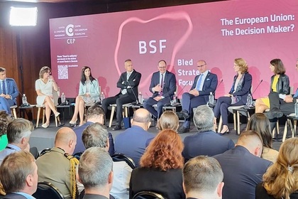 Вицепремиерът и министър на външните работи Мария Габриел:  Единство, конкретни действия и полза за гражданите са ключови за  ЕС като лидер във вземането на решения