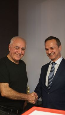 Изложба на българския скулптор и художник Бойко Митков - Бойо в Берн