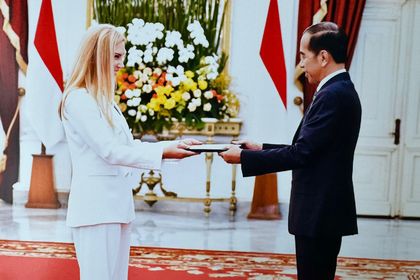Посланикът на Република България в Индонезия д-р Таня Димитрова връчи акредитивните си писма 