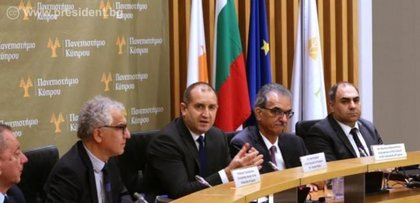 Президентът пред студенти в Кипър: Образованието е мост между хората и технологиите и ни помага да извлечем знанието и мъдростта от информационния поток