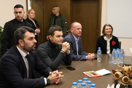 Георг Георгиев увери днес в София външния министър на Република Северна Македония в готовността на страната ни да окаже допълнителна помощ в настоящия тежък момент