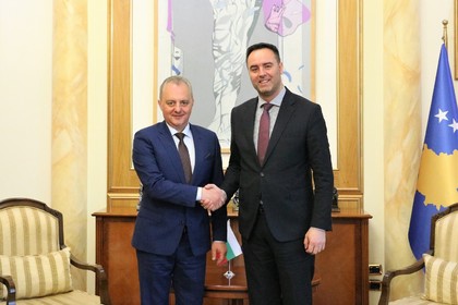Председателят на косовския парламент Глаук Конюфца прие на  3 април 2025 г. новоназначения български посланик в Косово Христо Краевски