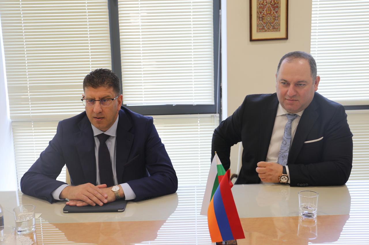 A bilateral meeting was held with Zareh Sinanyan, the High Commissioner for the Diaspora of the Republic of Armenia