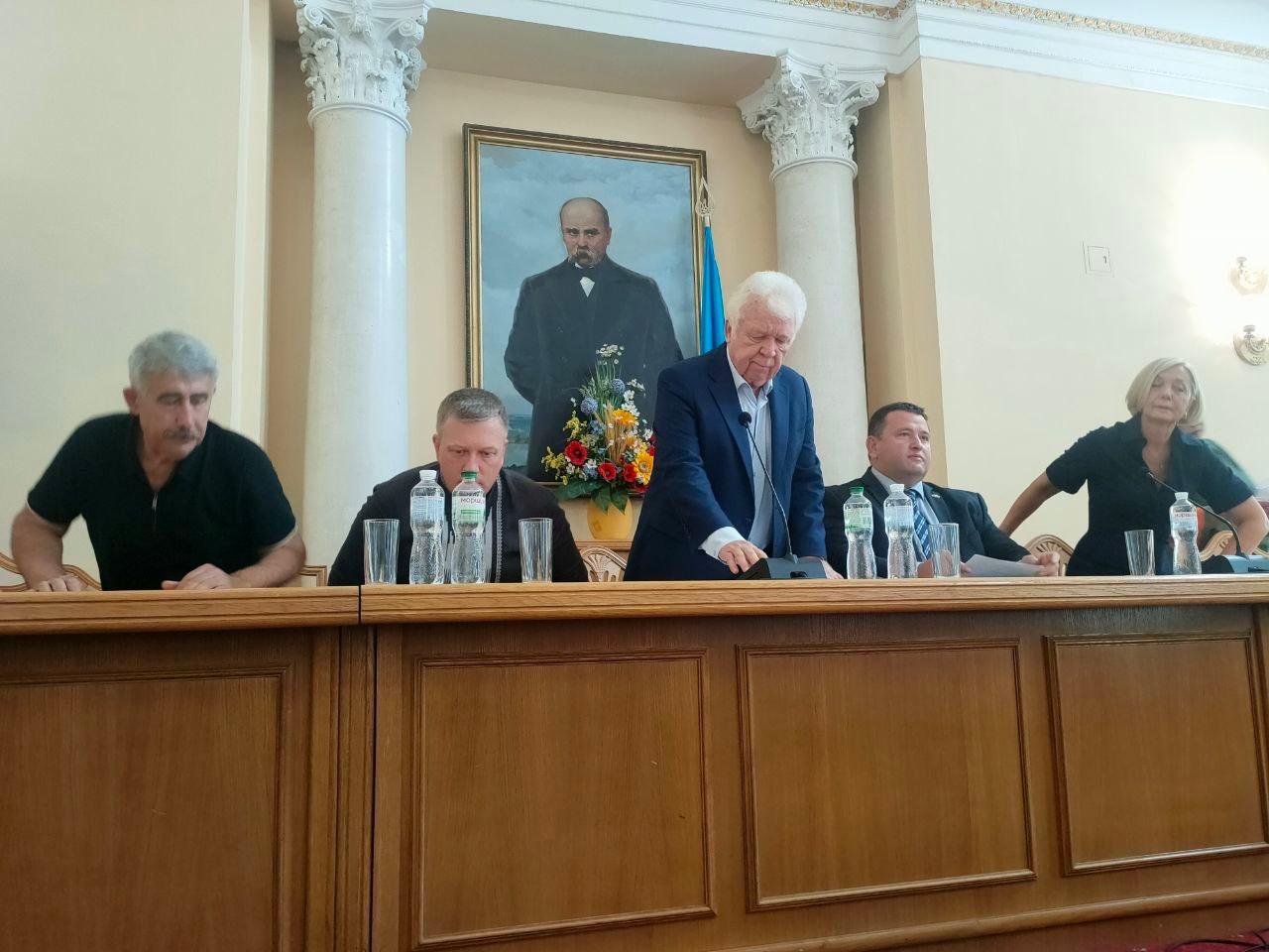Новата учебна година в Киев и българският език: посланикът на България приветства студентите в първия им учебен ден в Образователно-научния институт по филология към Киевския национален университет „Тарас Шевченко“