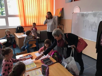 Students from Banja Luka Sing the Bulgarian National Anthem