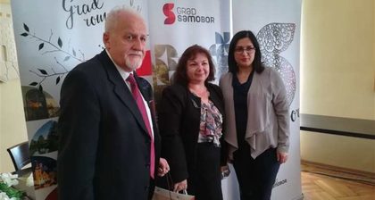 Посланик Георгиева договори организирането на преводачески работилници в град Самобор