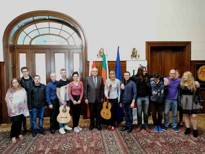 Китарен ансамбъл "Академика" АМТИИ - Пловдив