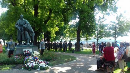 В Братислава почетоха паметта на български герои 