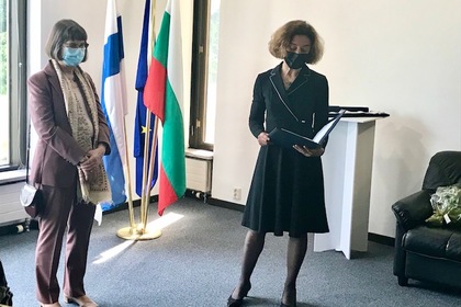 Връчване на държавно отличие на Пайви Блинникка   
