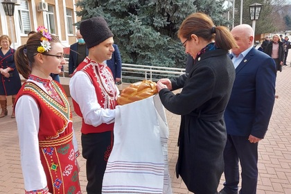 Министър Генчовска се срещна с българската общност в Тараклия, Молдова